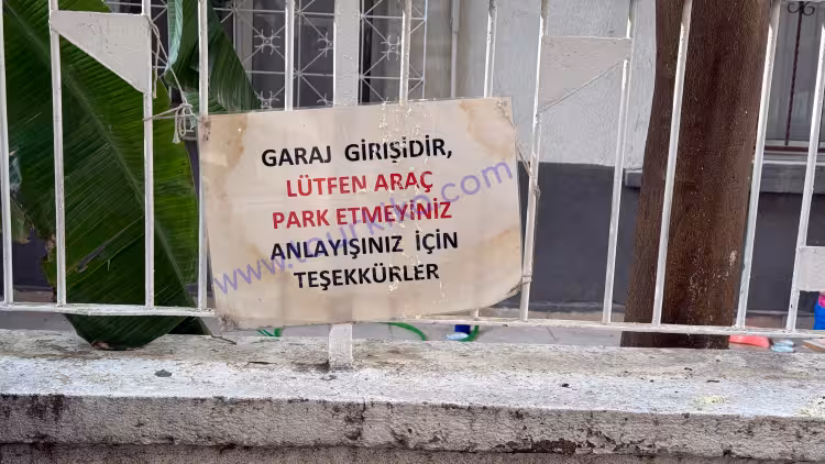 Φωτογραφία που λέει στα τούρκικα Anlayışınız için teşekkürler (Ευχαριστούμε για την κατανόησή σας)